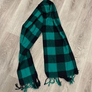 Plaid scarf